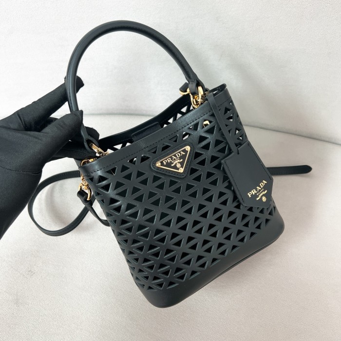 Prada Panier Leather Mini-Bag with Cut-Out Motif(18*17*10cm)-0021