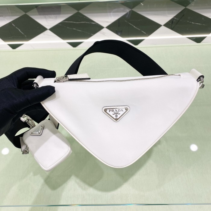 Prada Triangle Re-Nylon Shoulder Bag(26*14*12cm)-086