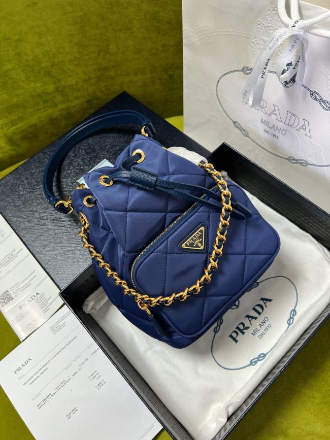 Prada Re-Edition 1995 Chaîne Re-Nylon Shoulder Bag(22*17*12cm)-087