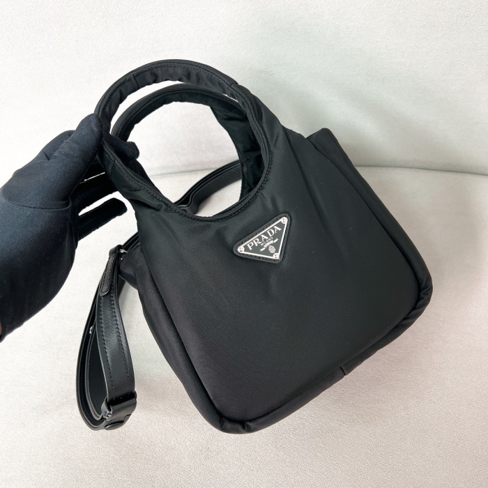 Prada Soft Padded Re-Nylon Mini-Bag(18*15*10cm)-088