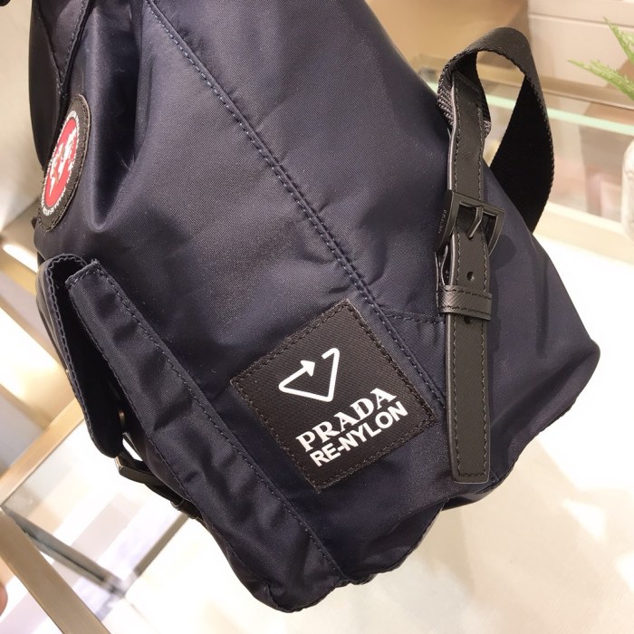 Re-Nylon Medium Backpack with Pouch(32*30*15cm)-089