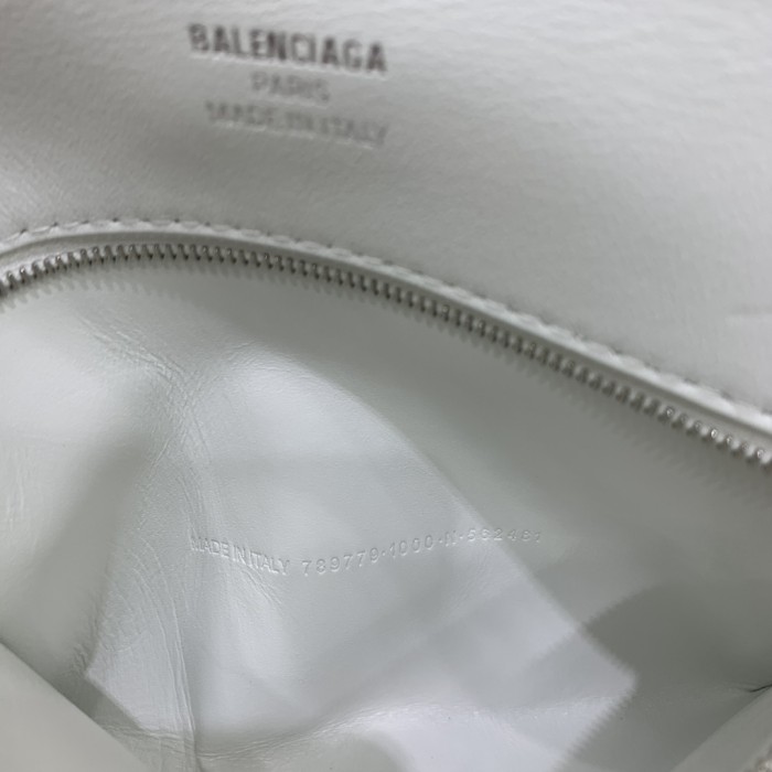 Women's Rodeo Small Handbag in White(28.9*20*9.9cm)-2601