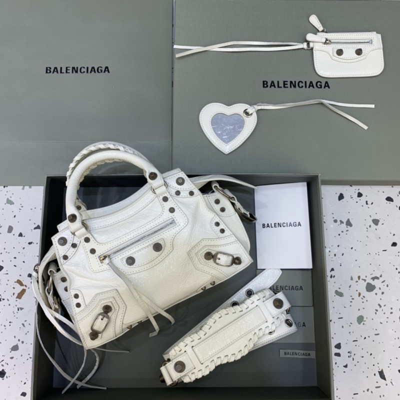 Women's Neo Cagole Xs Handbag in White(25.9*17.8*11.4cm)-089