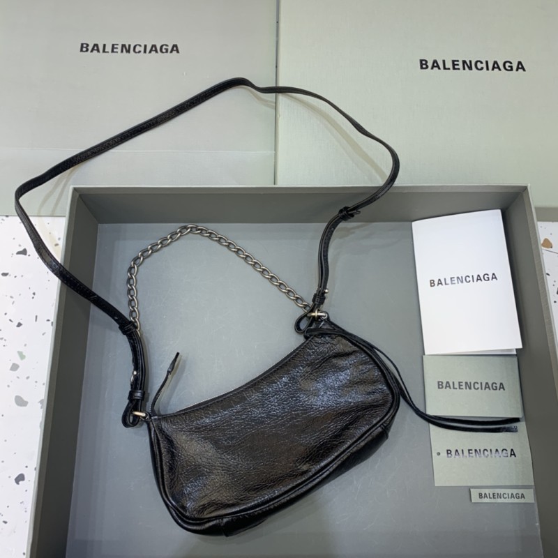 Women's Le Cagole Mini Bag With Chain in Black(20.8*13*4.3cm)-085