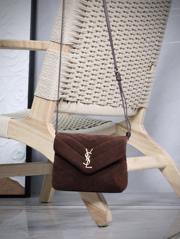 Toy LOULOU in Quilted Suede( 20*14*7.5cm)-056