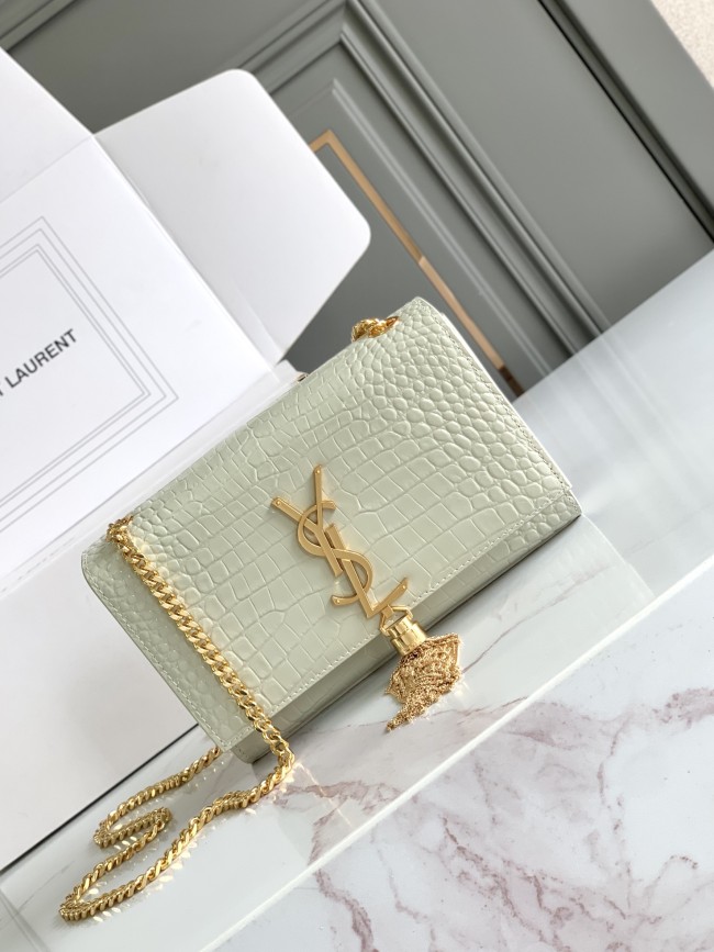 KATE Small Tassel in Crocodile-Emabossed Leather(20*12.5*5cm)-085