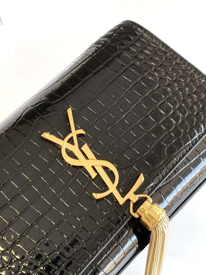 KATE Small Tassel in Crocodile-Emabossed Leather(20*12.5*5cm)-085