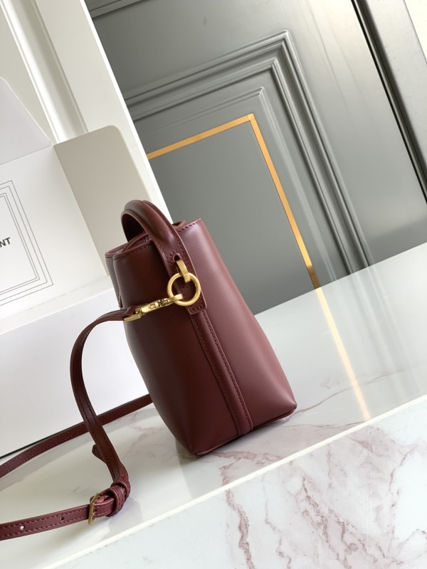 LE 37 Mini in Shiny Leather(15*13*6cm)-056