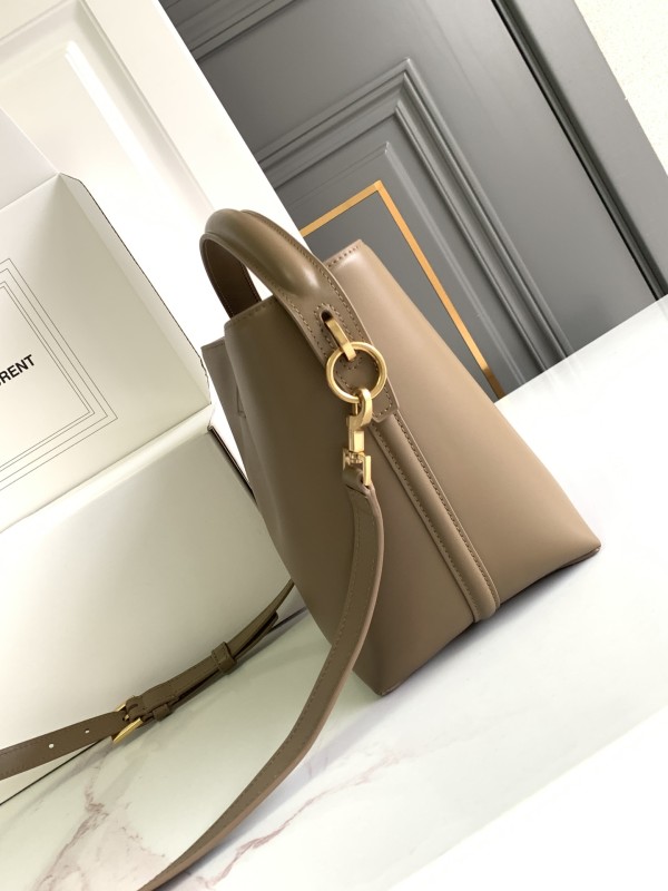 LE 37 Small in Shiny Leather(17*20*13cm)-057