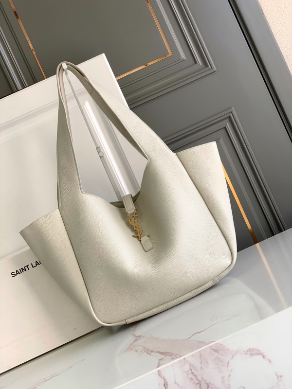 LE 5 À 7 BEA in Grained Leather( 50*28*18cm)-0011