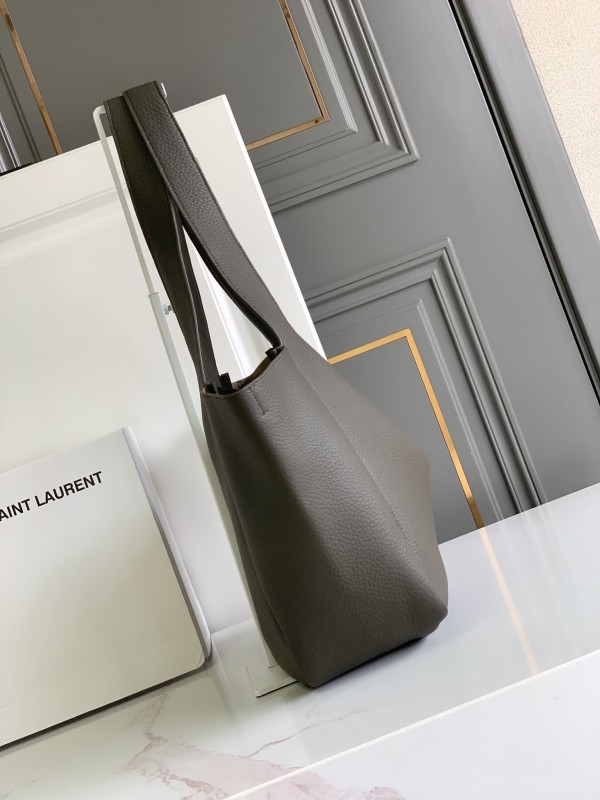 LE 5 À 7 BEA in Grained Leather( 50*28*18cm)-0011