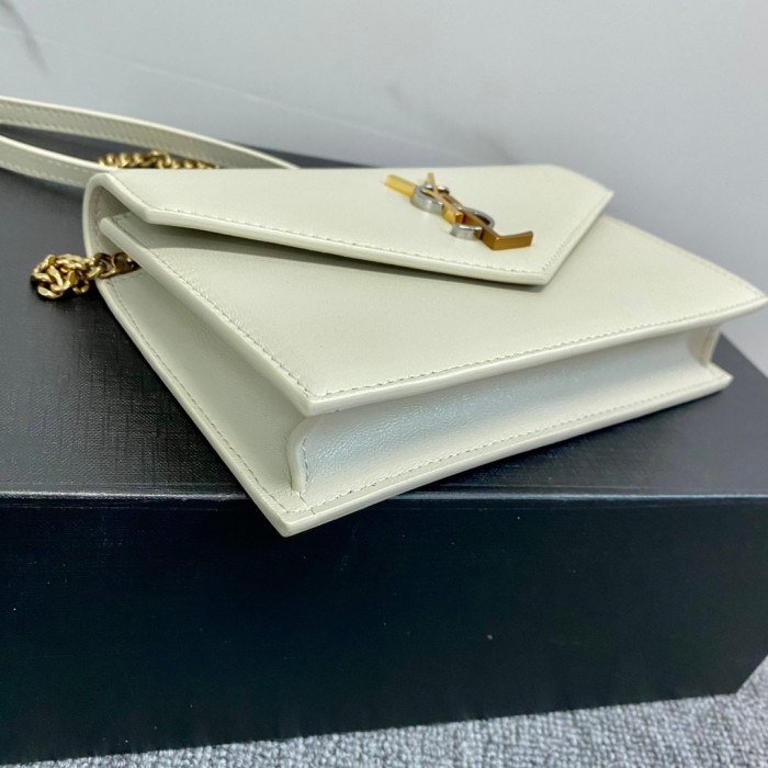 CASSANDRE Envelope Chain Wallet in Lambskin(19*12.5*3.5cm)-085