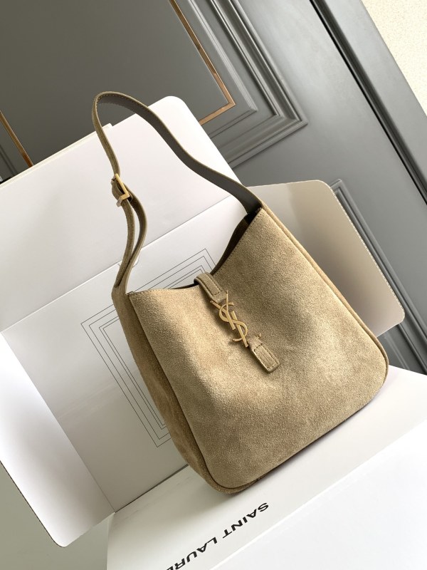 LE 5 À 7 Supple Small in Suede(23*22*8.5cm)-057