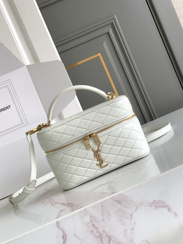 GABY Vanity Bag in Lambskin(18*11*6.5cm)-086