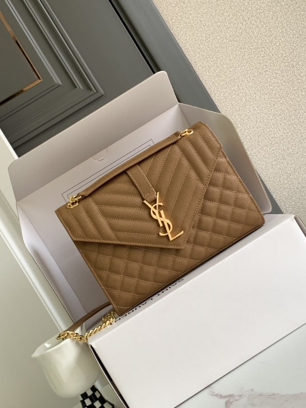 ENVELOPE Medium in Quilted Grain de Pouder Embossed Leather(24*17.5*6cm)-087