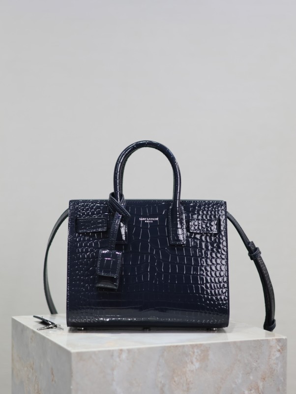 SAC DE JOUR Nano in Crocodile Embossed Leather(22*18*10.5cm)-009