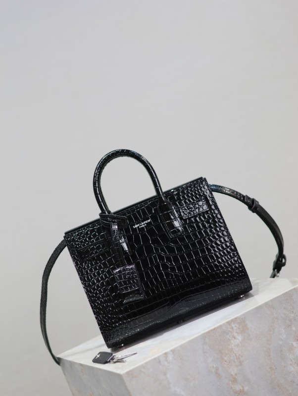 SAC DE JOUR Nano in Crocodile Embossed Leather(22*18*10.5cm)-009