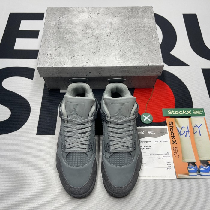 Jordan 4 SE Smoke GreyUnisex)