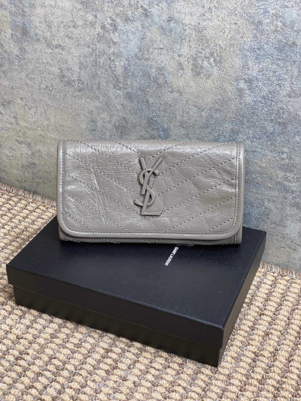 Saint Laurent Niki Pouch Wallet in Crinkled Vintage Leather(21*13*0.5cm)-083