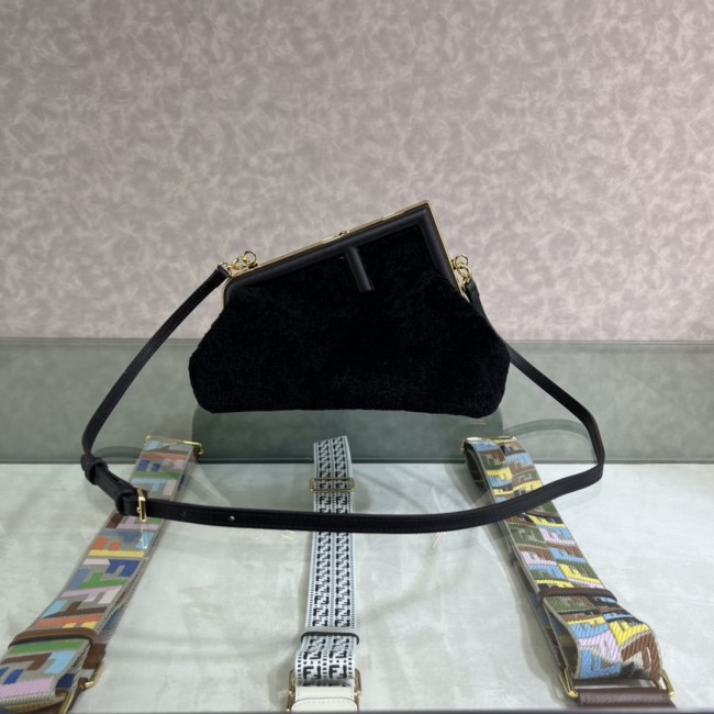 Fendi First Small(26*18*9.5cm)-058