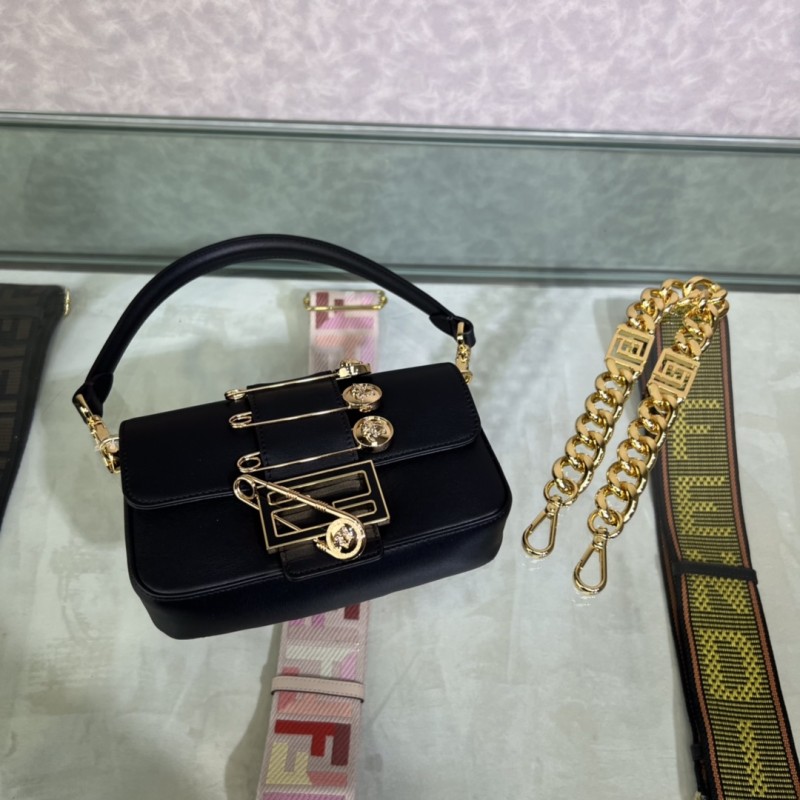 Fendi Fendace Brooch Mini Baguette(20*13*5cm)-007