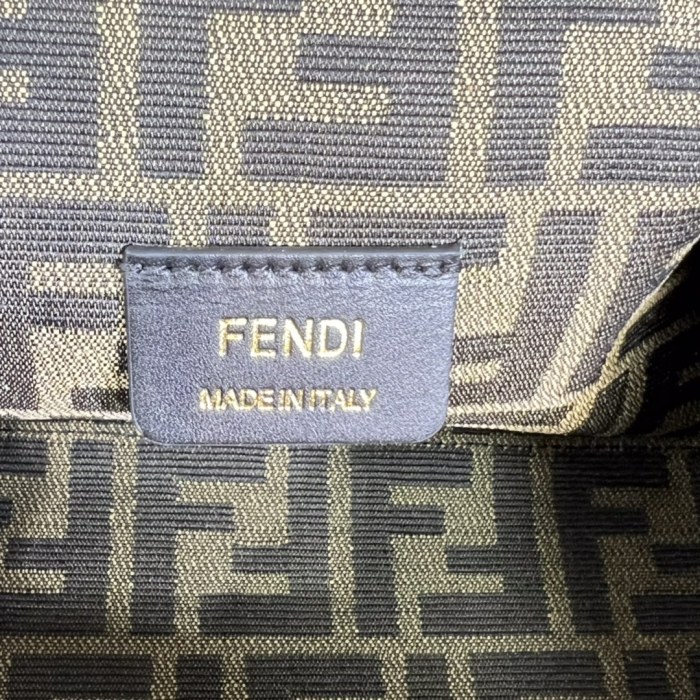 Fendi First Small(26*18*9.5cm)-008