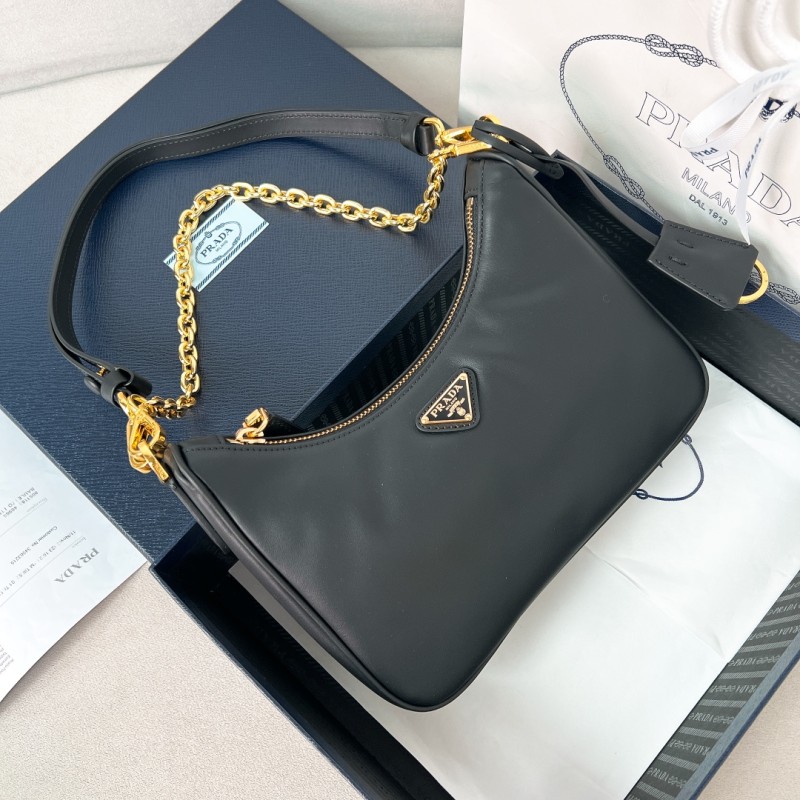 Prada Re-Edition Naplak Patent Leather Mini-Bag(22*18*6cm)-088
