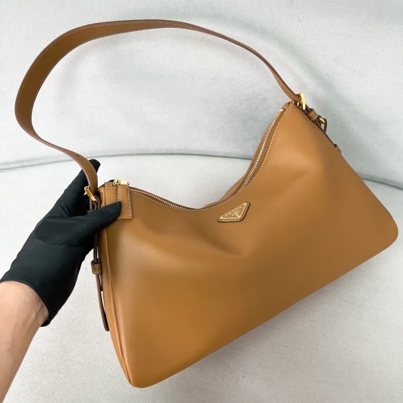 Prada Aimée Large Leather Shoulder Bag(39*23*12cm)-0811