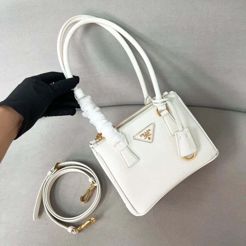 Prada Galleria Saffiano Leather Mini-Bag(20*13.5*9.5cm)-0811