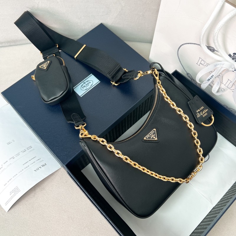 Padded Nappa-Leather Prada Re-Edition 2005 Shoulder Bag(22*18*6cm)-088