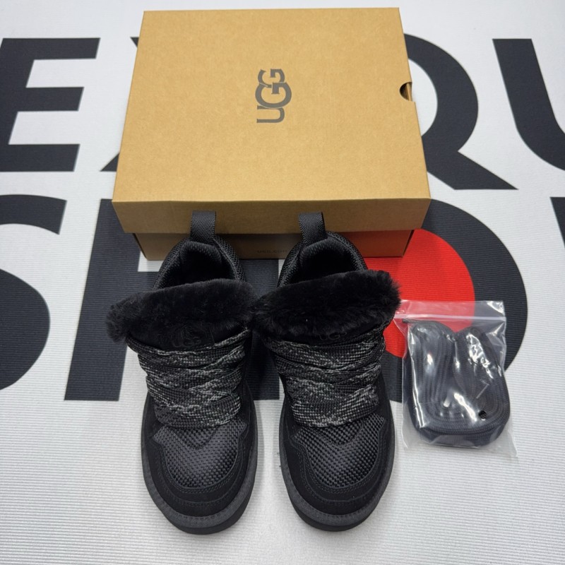 UGG  Low Top Sneaker