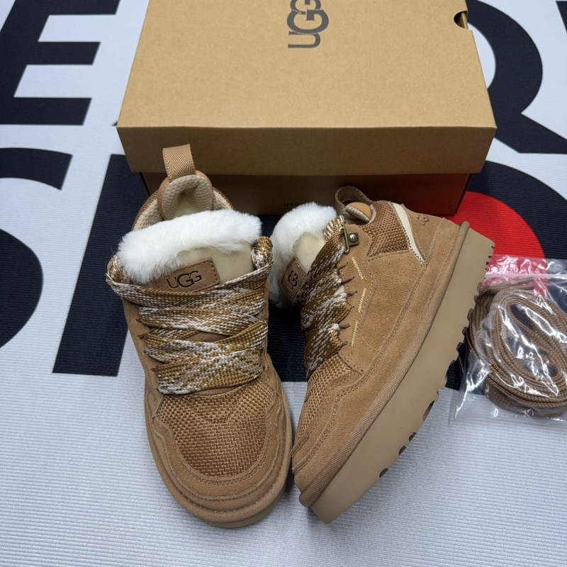 UGG  Low Top Sneaker