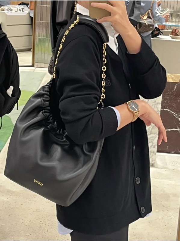 Small Squeeze Bag in Mellow Nappa Lambskin(29*24*10.5cm)-058