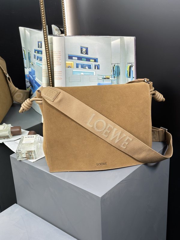 Flamenco Satchel in Suede Calfskin(34*24*14cm)-038