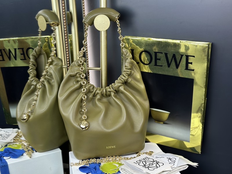 Medium Squeeze Bag in Mellow Nappa Lambskin(34*33*13.5cm)-059