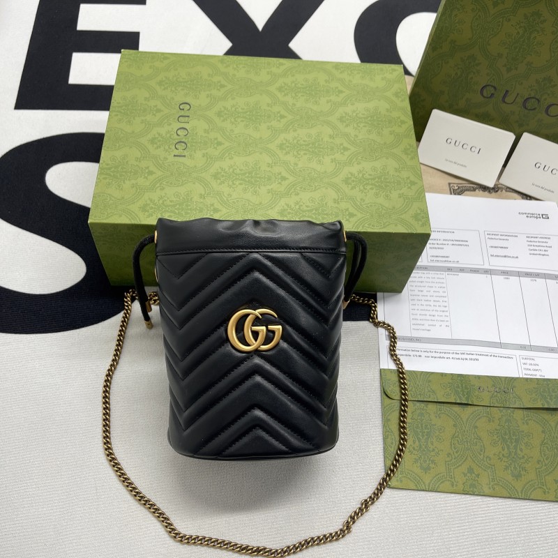 GG Marmont Medium Matelassé Shoulder Bag(17*19cm)-005