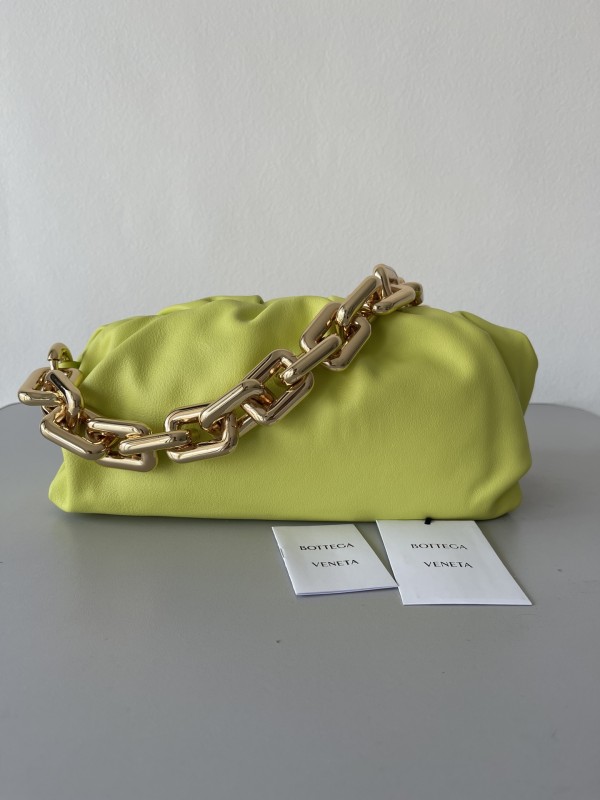 Chain Pouch(31*16*12cm)-098
