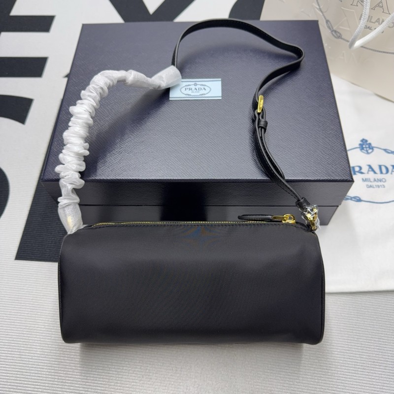 Re-Nylon Pouch(22*9*7.5cm)-085