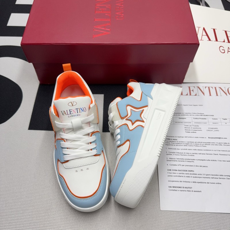 One Stud Low-Top Sneaker(Unisex)