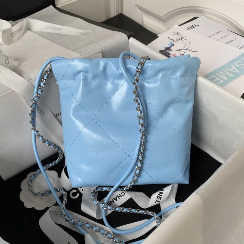 CHANEL 22 Mini Handbag(20*19*6cm)-087