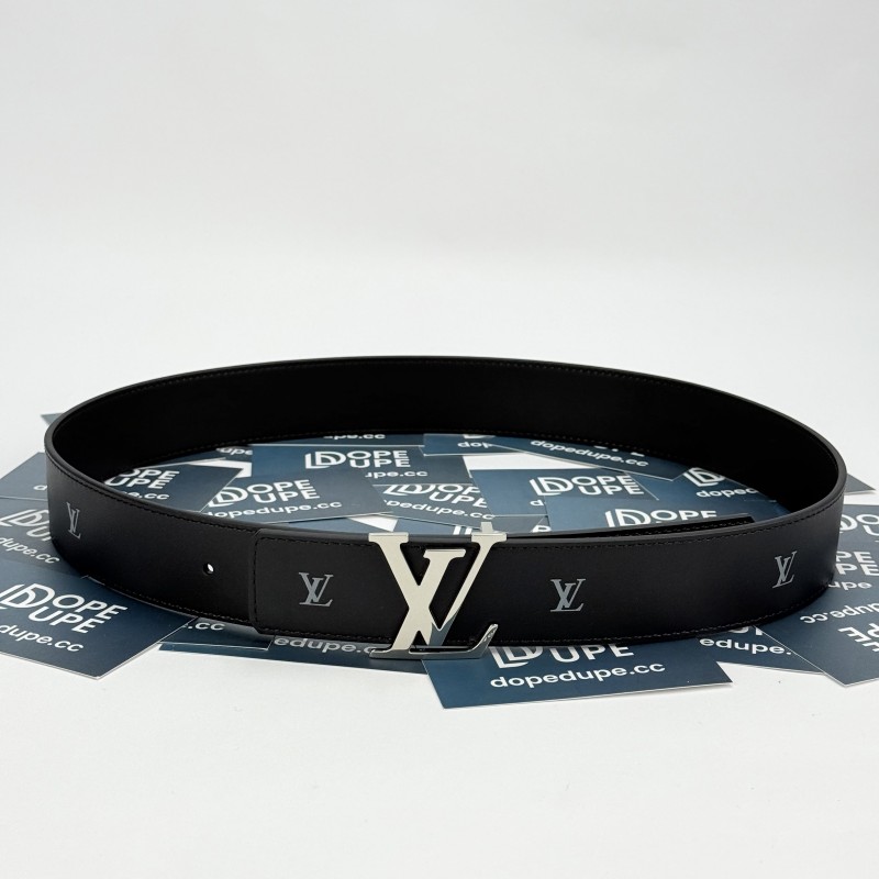 Men LV Initiales Blason 40mm Reversible Belt M8840U