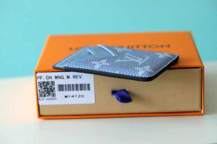 Porte Cartes Magnet Taiga “9.5*6.5*CM” 071