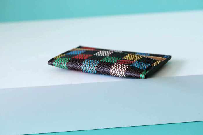 Double Card Holder Victor “11*7.5*1.5CM” 071