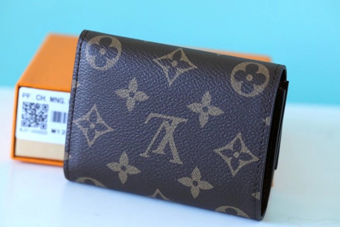 Victor Wallet  “11*7.5*2CM” 081