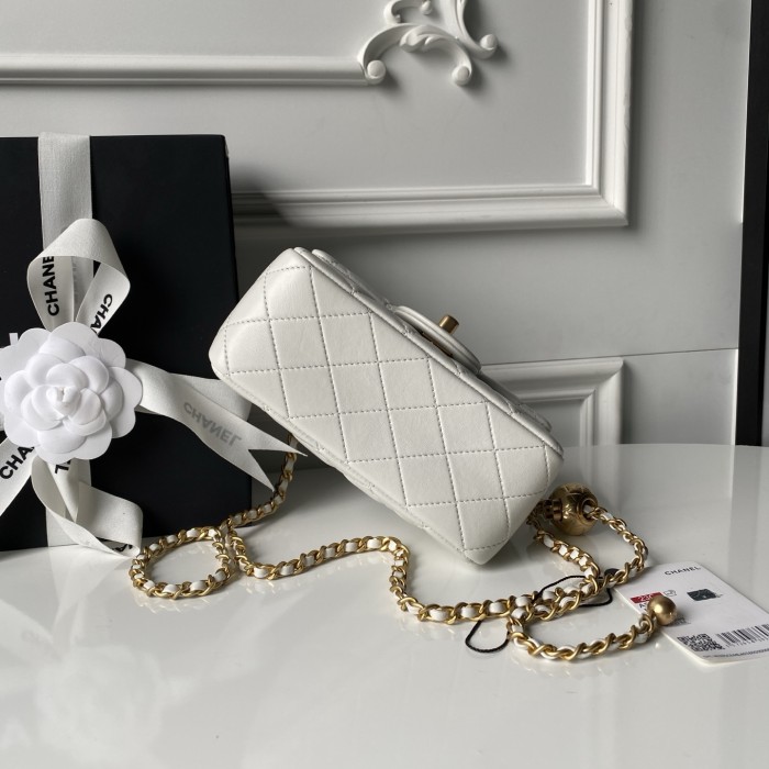 25C Mini Classic Flap Bag with Pearl Crush “17cm”-036 =AS1786