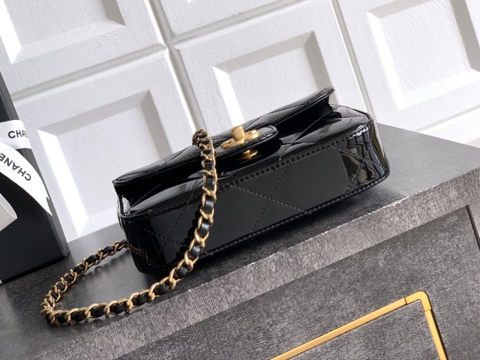 25K Mini Flap Bag with Top Handle “18x4.5x13cm”-086 =
