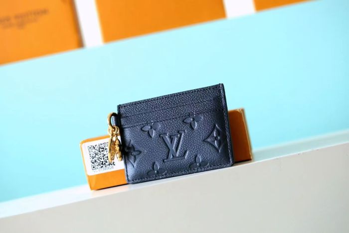Charms Monogram Empreinte “11*7*1.5CM” 081