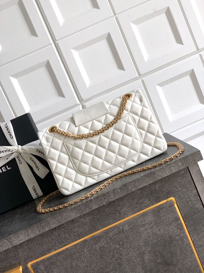 25K Medium Flap Bag with Badge Embellishments “25.5cm”-0511 =AS5852
