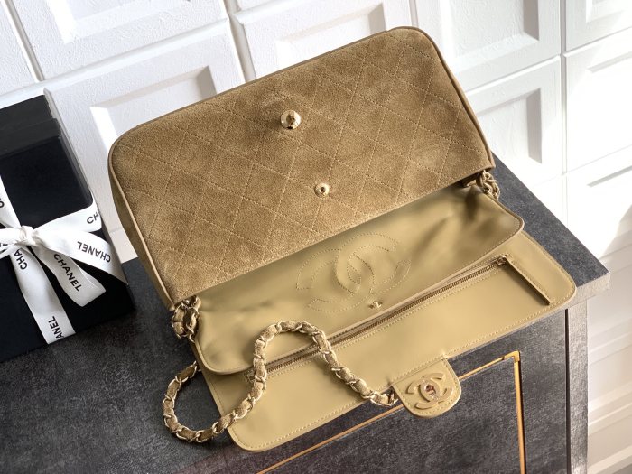 26ss Matthieu Blazy Large Vintage Suede Flap Bag “33x18x8cm”-009 =01113