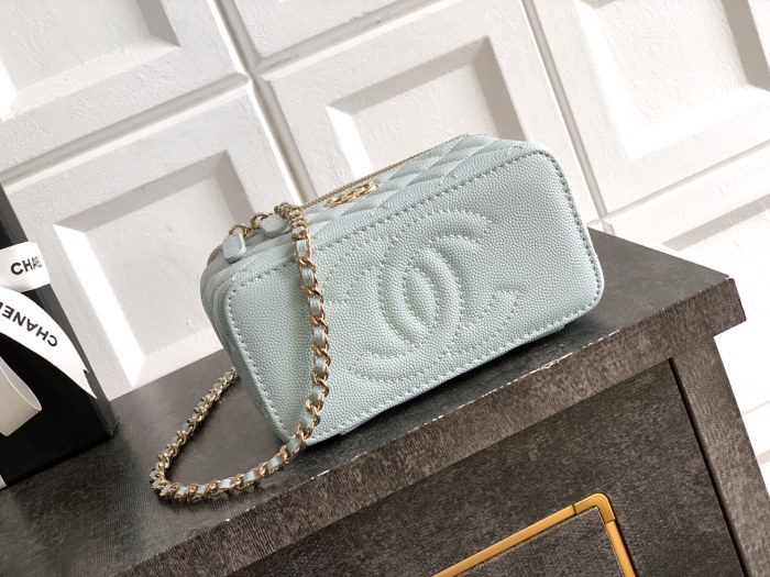 Small Vanity Case with Chain 9.5x17x8cm -006 =4940